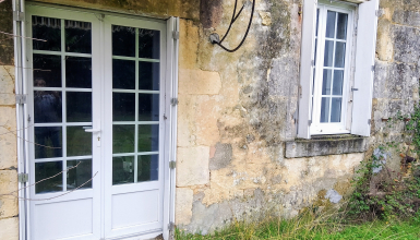 A 10 mn de Cognac. Maison 127m², 2 ch, grange et jardin