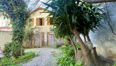 Opportunité - Charmante maison avec jardin à rénover