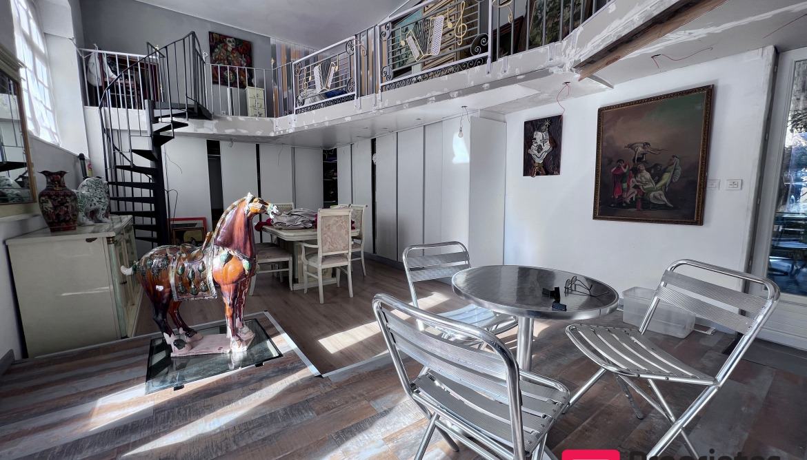Salon